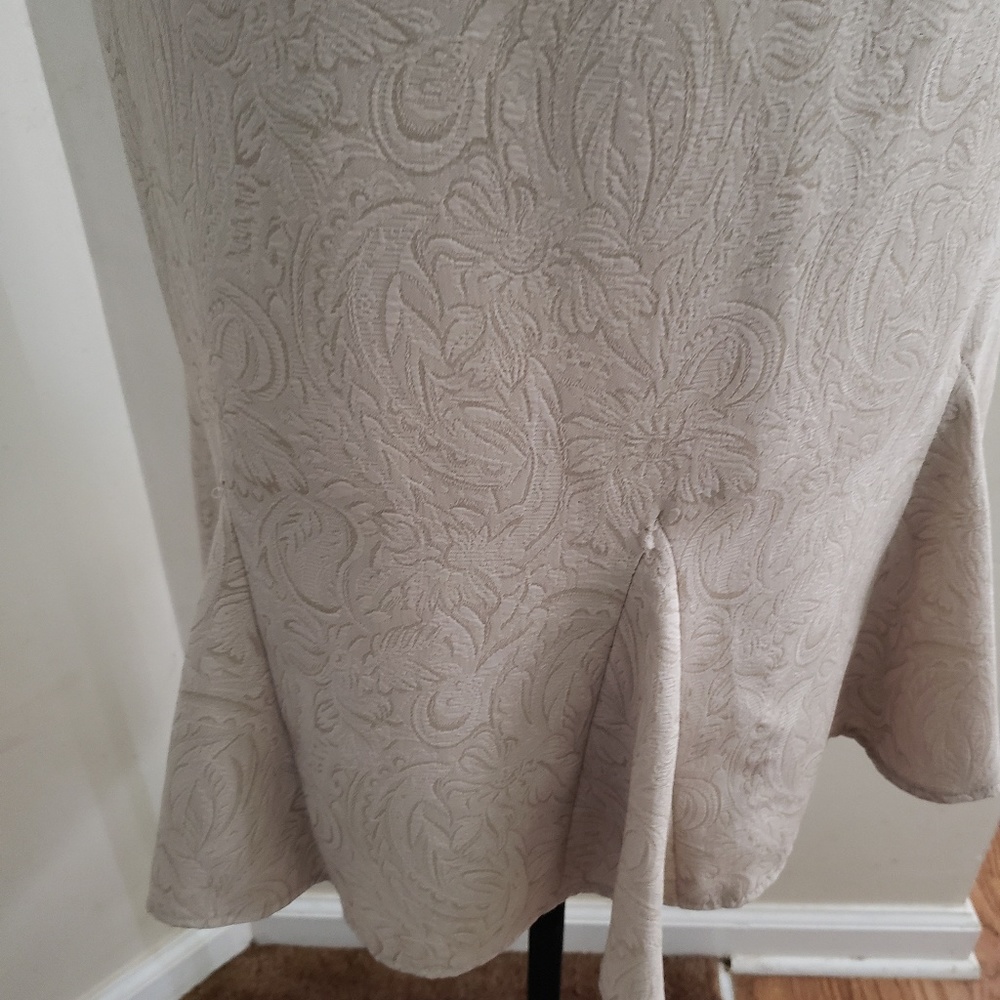 Dress - Picture 3 of 5